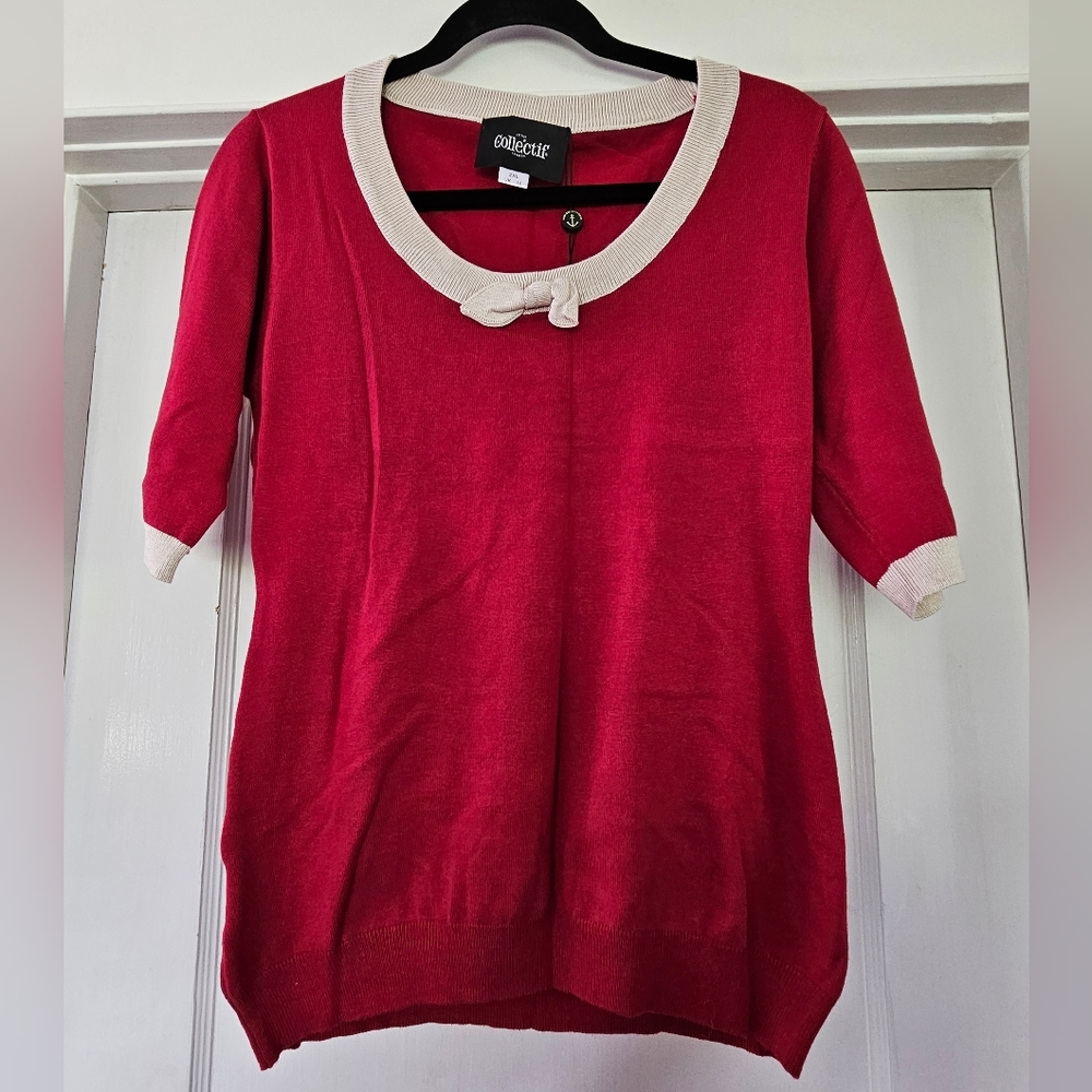 Collectif Freya Knitted Top in Wine